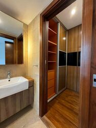 Holland Link (D10), Terrace #605631831